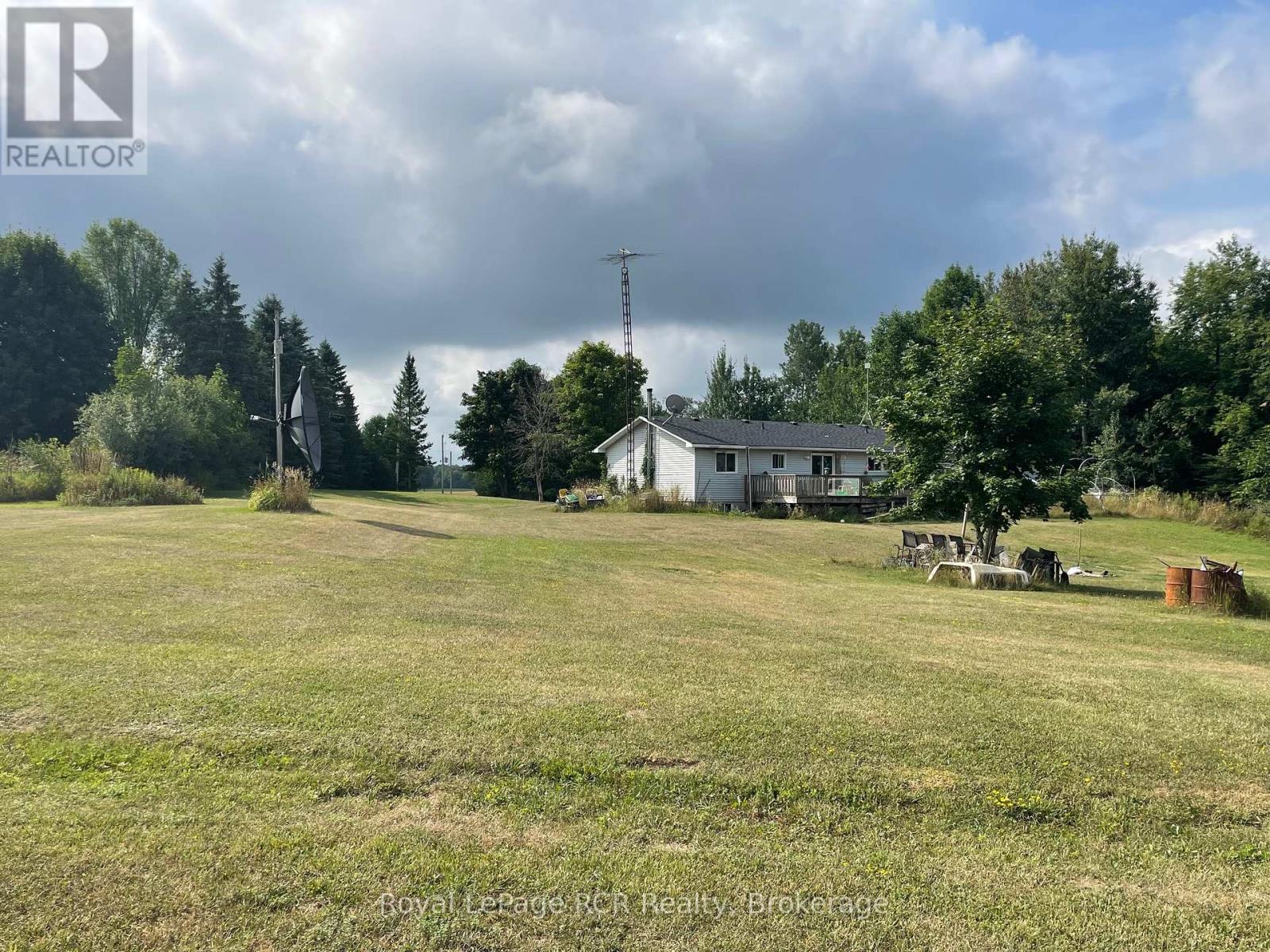 062353 Road 63 Road, West Grey, Ontario  N0G 2L0 - Photo 5 - X12347980