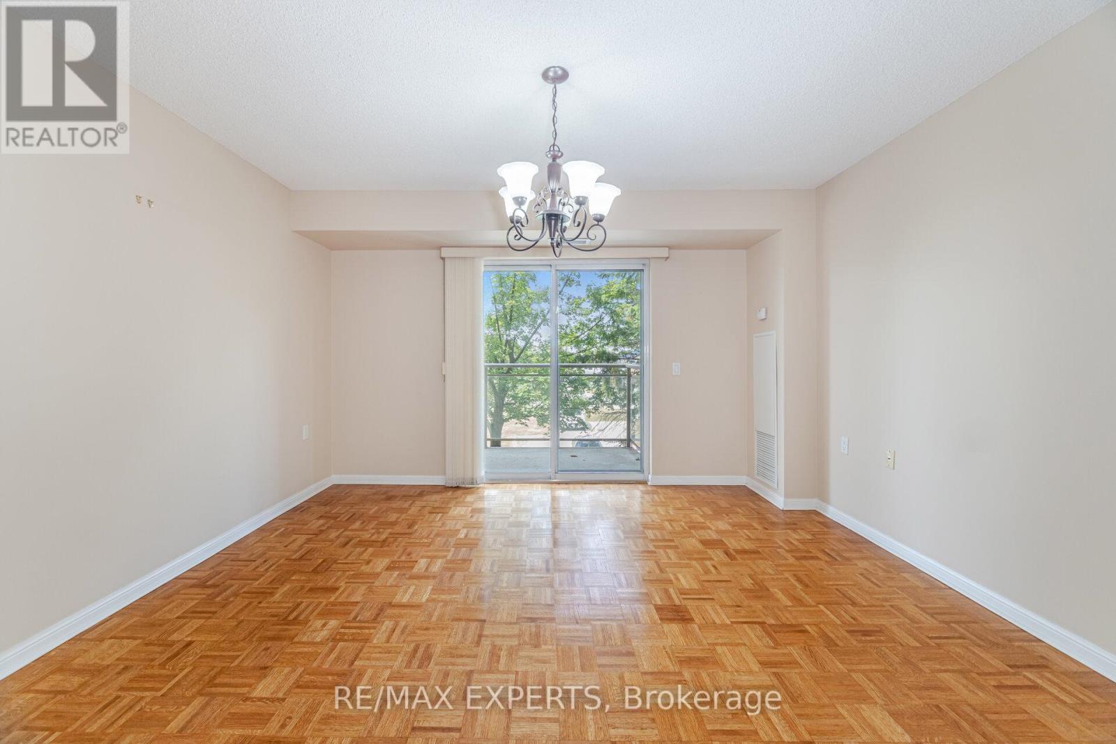 216 - 2502 Rutherford Road, Vaughan (Maple), Ontario  L4K 5N6 - Photo 21 - N12342339