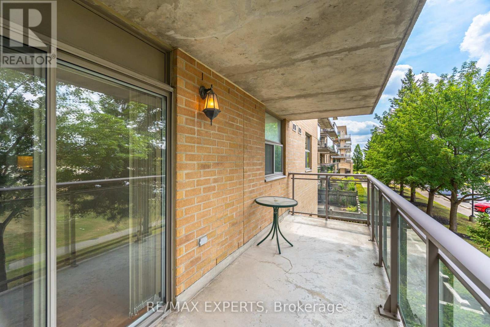 216 - 2502 Rutherford Road, Vaughan (Maple), Ontario  L4K 5N6 - Photo 38 - N12342339