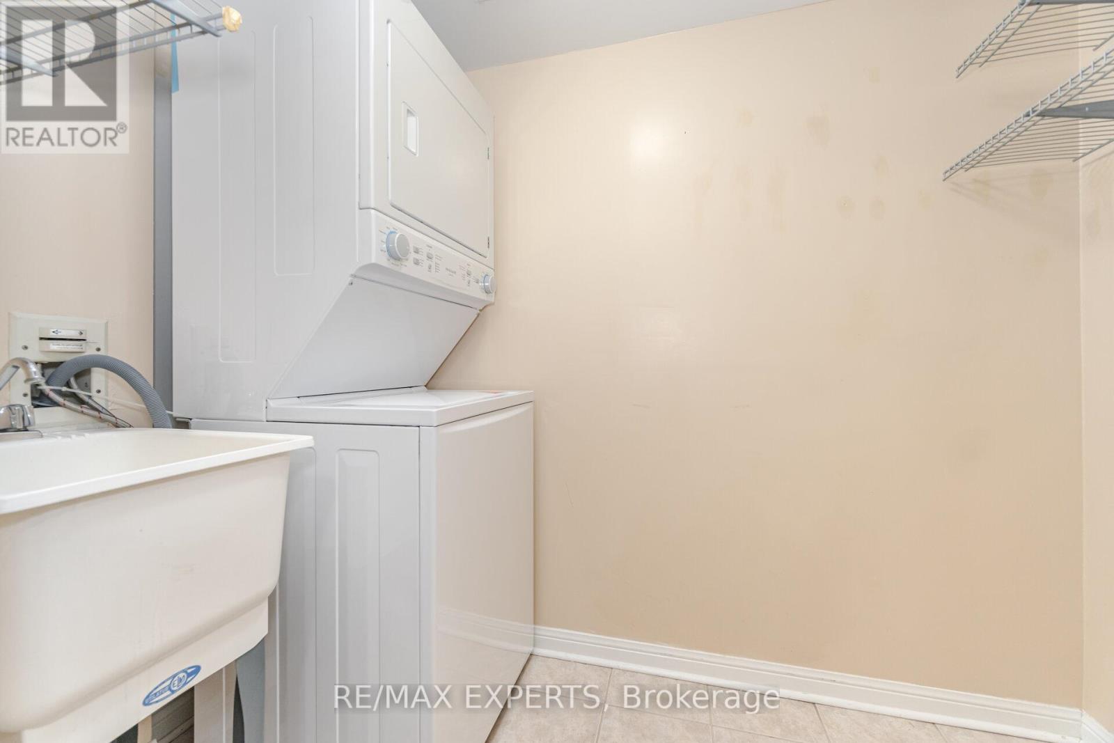 216 - 2502 Rutherford Road, Vaughan (Maple), Ontario  L4K 5N6 - Photo 36 - N12342339