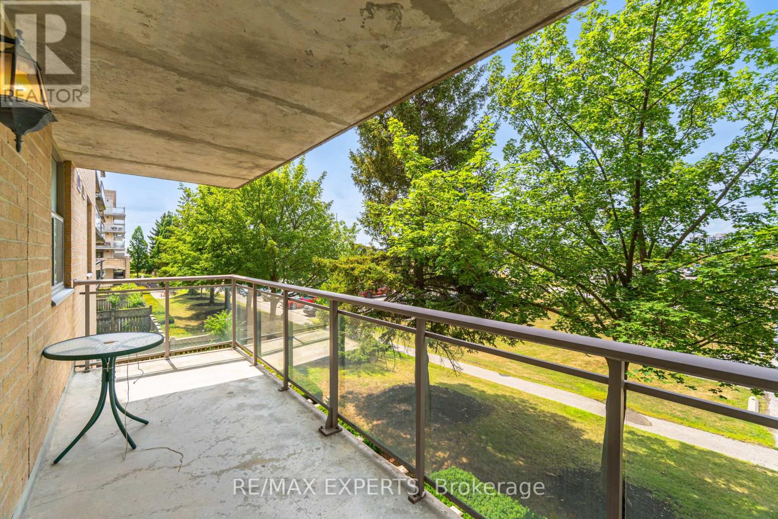 216 - 2502 Rutherford Road, Vaughan (Maple), Ontario  L4K 5N6 - Photo 37 - N12342339