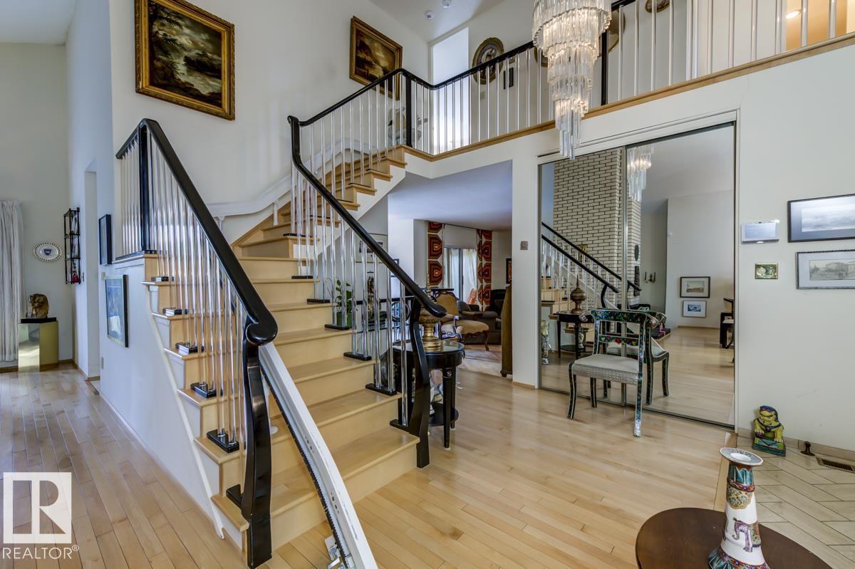 39 Wolf Cr Nw, Edmonton, Alberta  T5T 1E1 - Photo 4 - E4453285