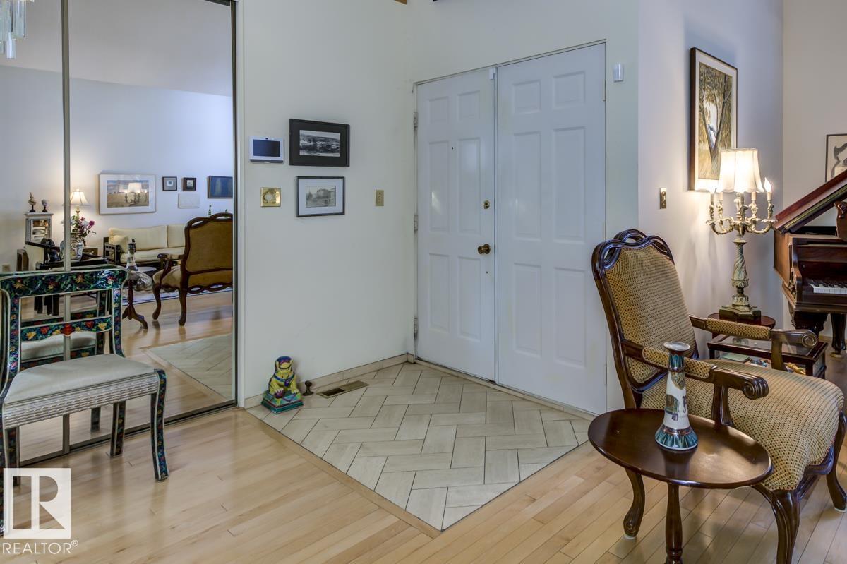 39 Wolf Cr Nw, Edmonton, Alberta  T5T 1E1 - Photo 5 - E4453285