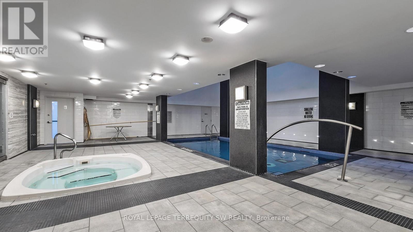 3704 - 21 Carlton Street, Toronto, Ontario  M5B 1L3 - Photo 33 - C12347975