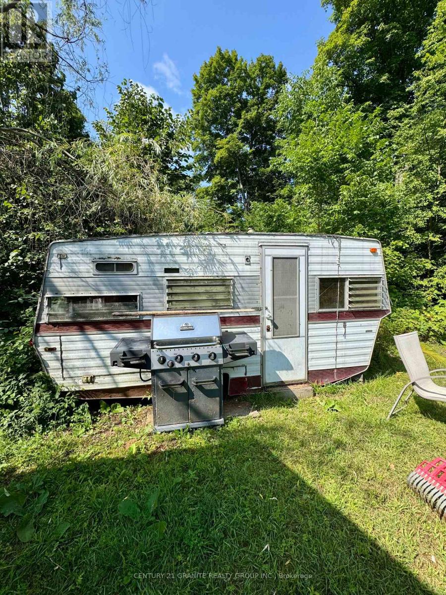 261a Copeland Lake Road, Addington Highlands, Ontario  K0H 1L0 - Photo 29 - X12347056