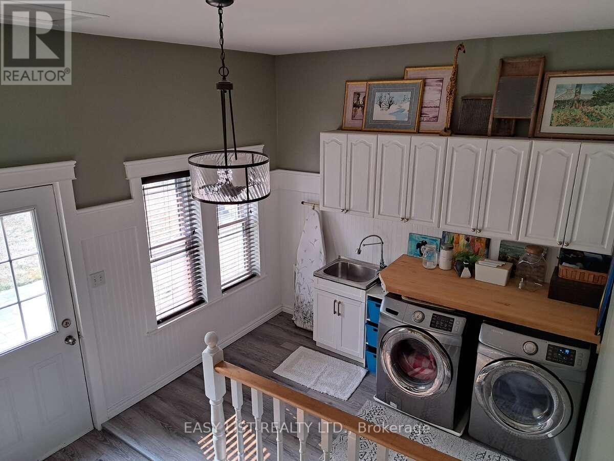 18 Mill Street, Essa, Ontario  L3W 0V7 - Photo 25 - N12347976