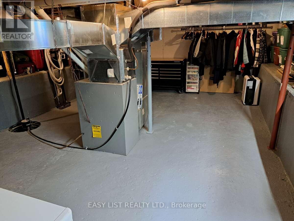 18 Mill Street, Essa, Ontario  L3W 0V7 - Photo 38 - N12347976