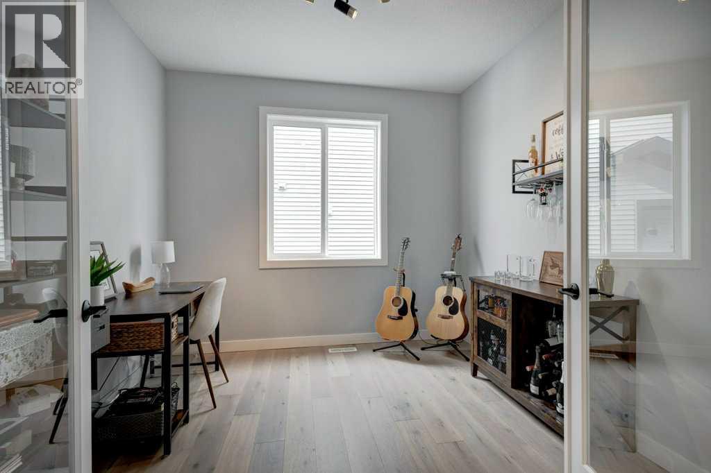 Property at 403 Precedence Hill image 4