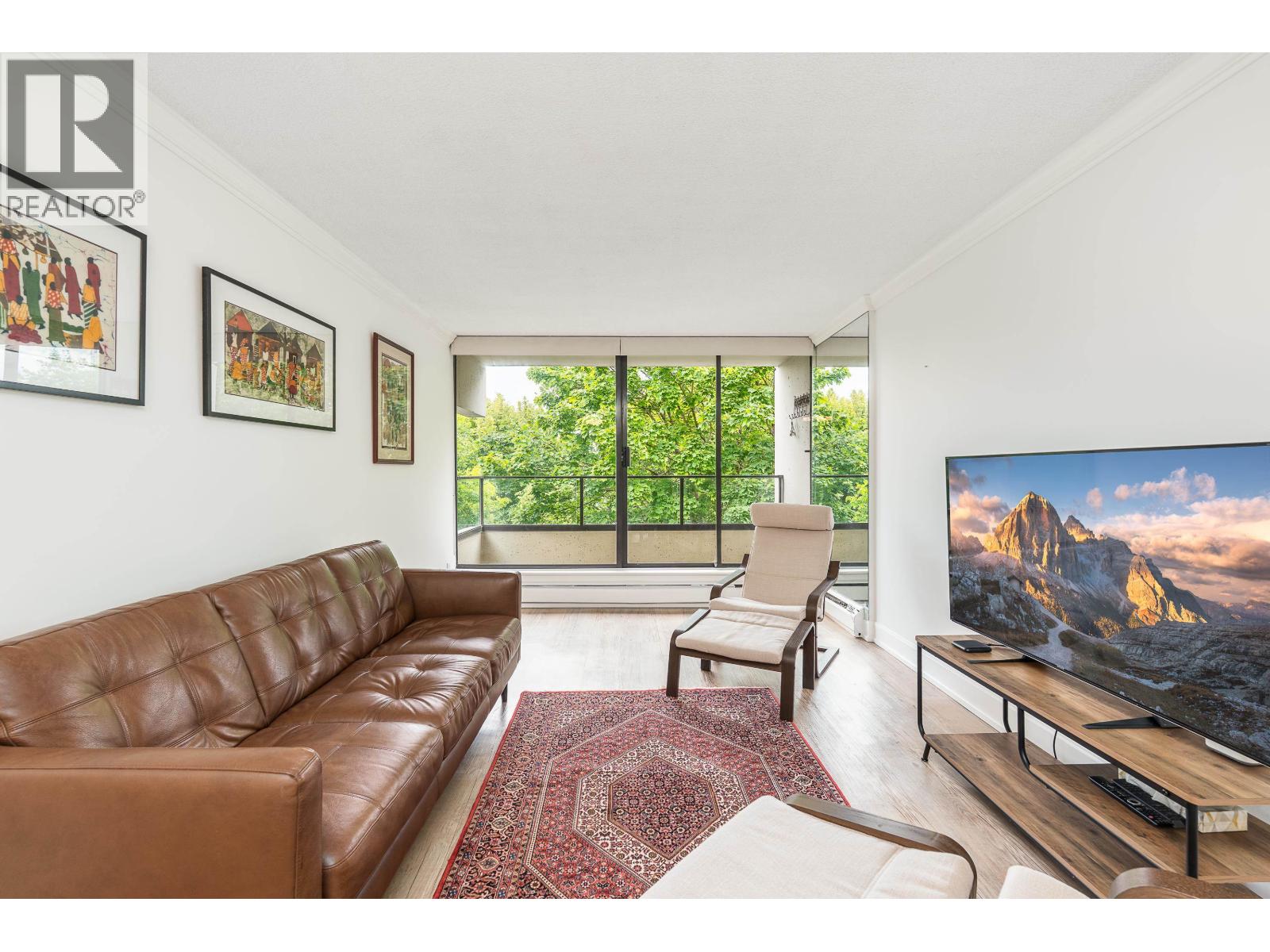 201 1995 Beach Avenue, Vancouver, British Columbia  V6G 2Y3 - Photo 3 - R3037711