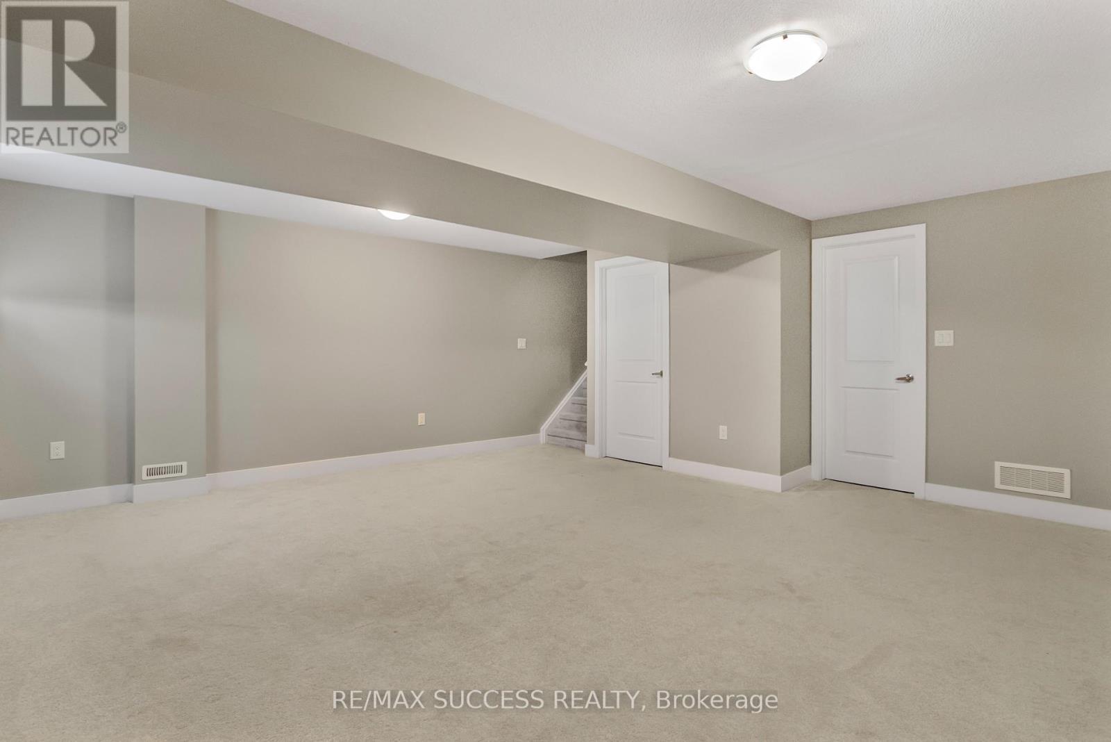 85 - 1960 Dalmagarry Road, London North, Ontario  N6G 0T8 - Photo 32 - X12348016