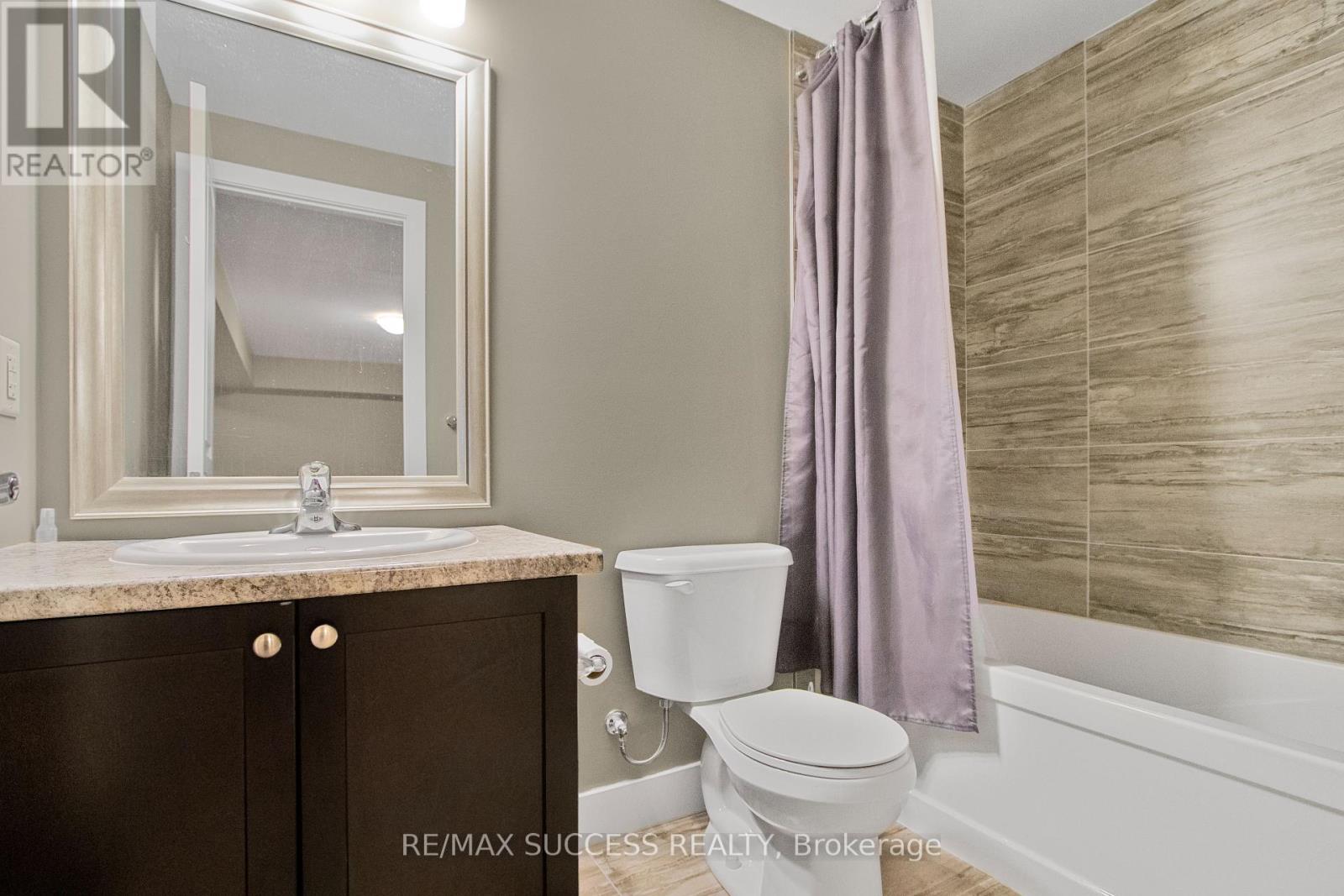 85 - 1960 Dalmagarry Road, London North, Ontario  N6G 0T8 - Photo 33 - X12348016