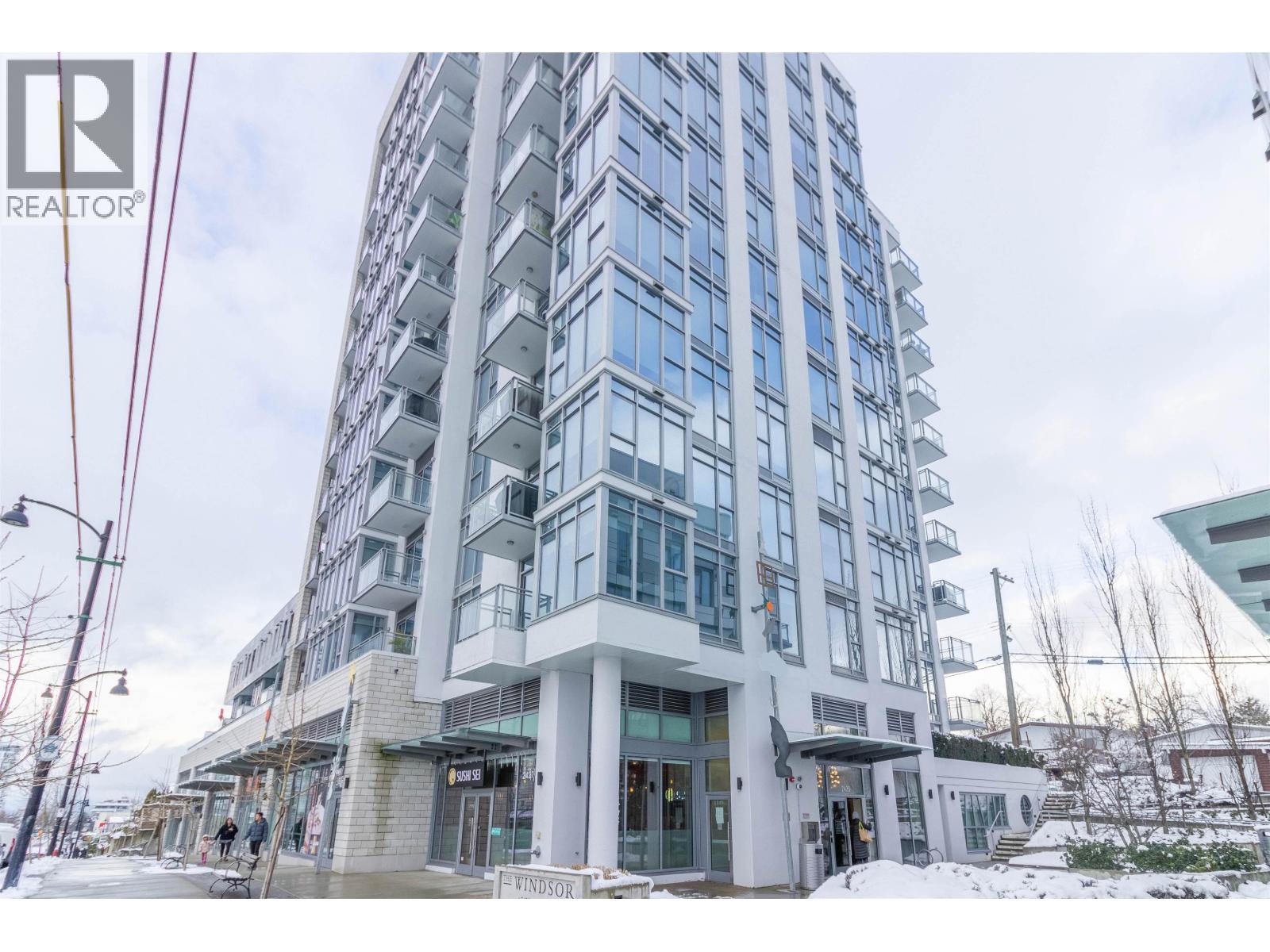 302 2435 KINGSWAY, Vancouver, British Columbia