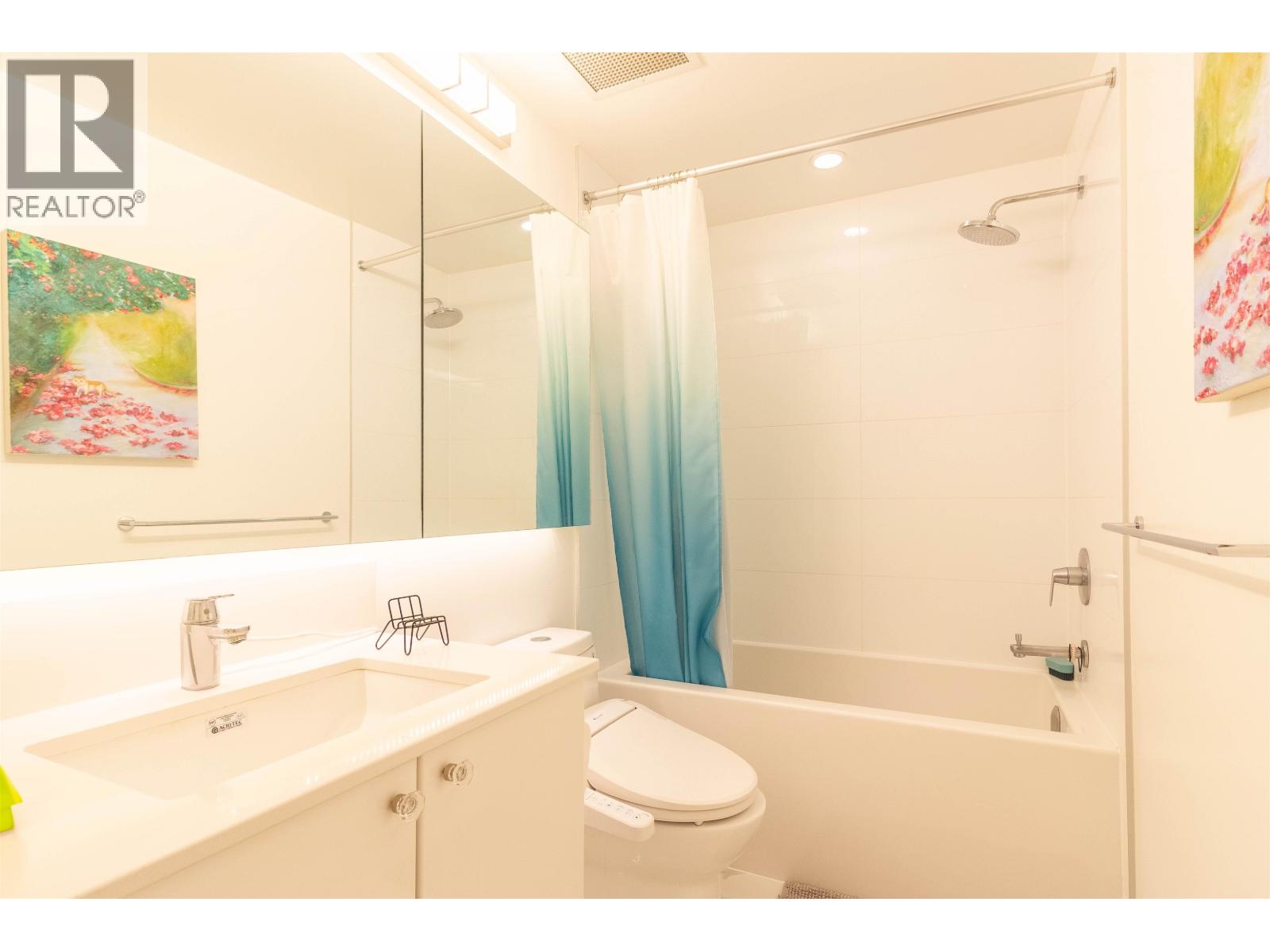 302 2435 Kingsway, Vancouver, British Columbia  V5R 5G8 - Photo 9 - R3033660