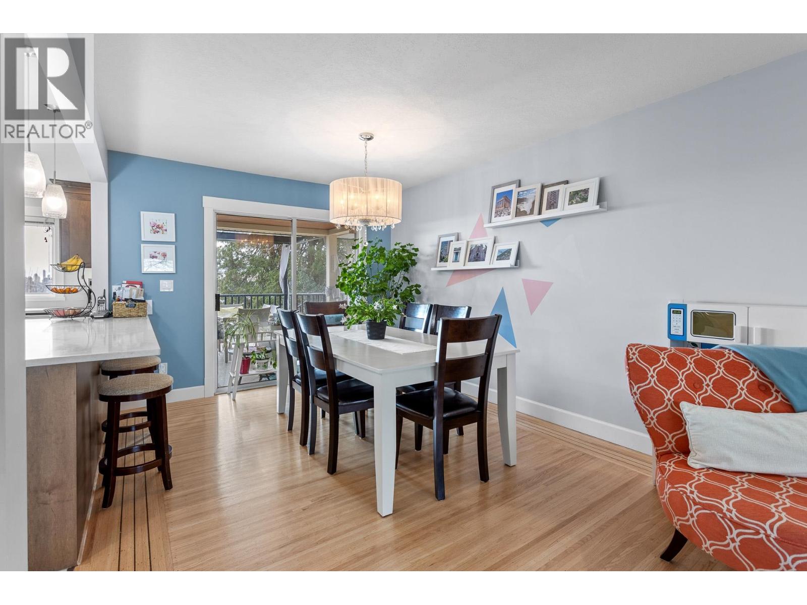 1120 Rochester Avenue, Coquitlam, British Columbia  V3K 2X4 - Photo 7 - R3037542