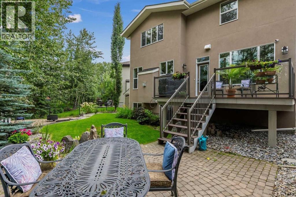 Property at 56 Rockford Terrace NW image 3