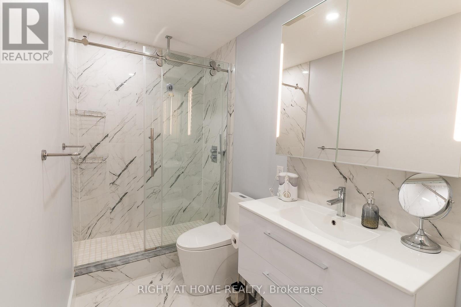 Ph 8 - 1500 Grazia Court, Mississauga, Ontario  L4W 4Z9 - Photo 17 - W12348037