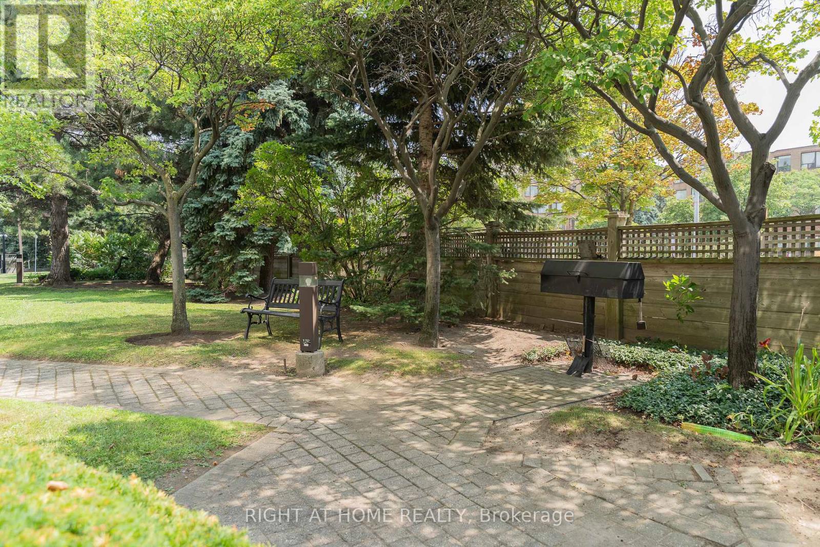 Ph 8 - 1500 Grazia Court, Mississauga, Ontario  L4W 4Z9 - Photo 2 - W12348037
