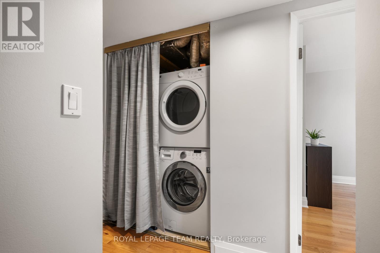 202 - 309 Cumberland Street, Ottawa, Ontario  K1N 7J1 - Photo 22 - X12348061