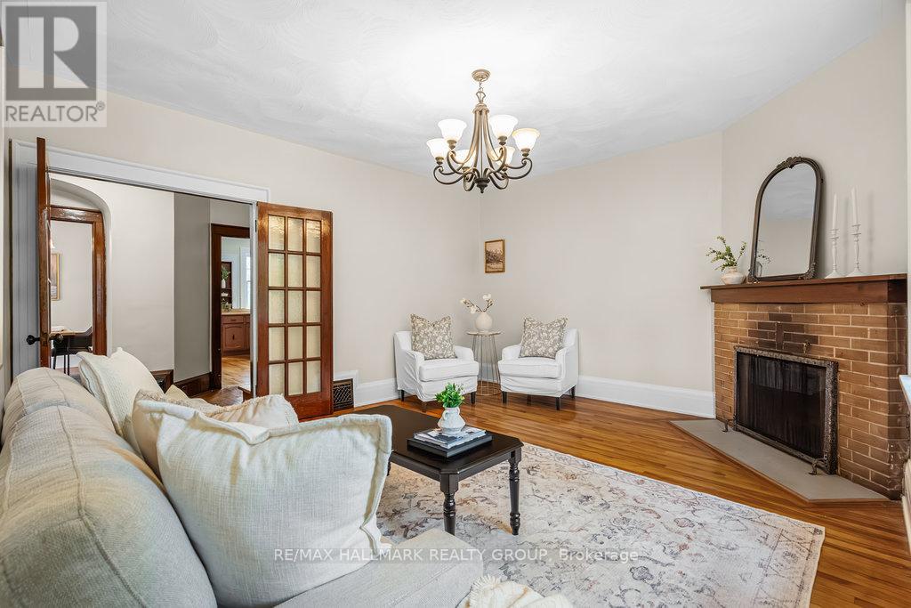 386 First Avenue, Ottawa, Ontario  K1S 2H1 - Photo 7 - X12348110