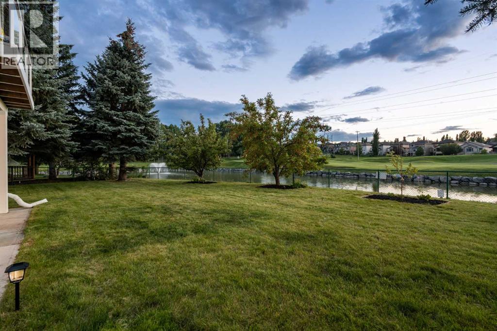 Property at 107 Valley Ridge Green NW image 3
