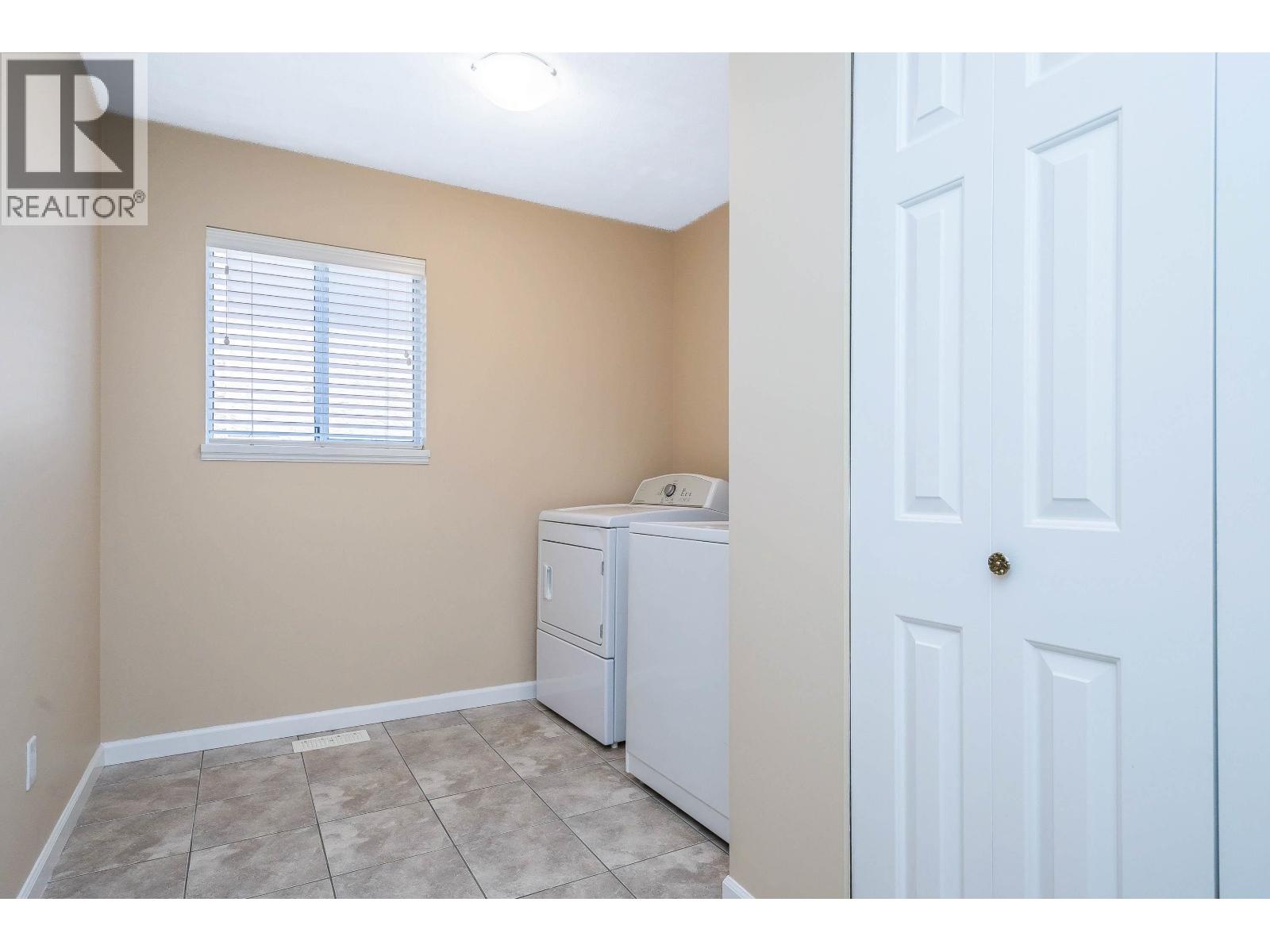 915 Citadel Drive, Port Coquitlam, British Columbia  V3C 5J2 - Photo 9 - R3037592