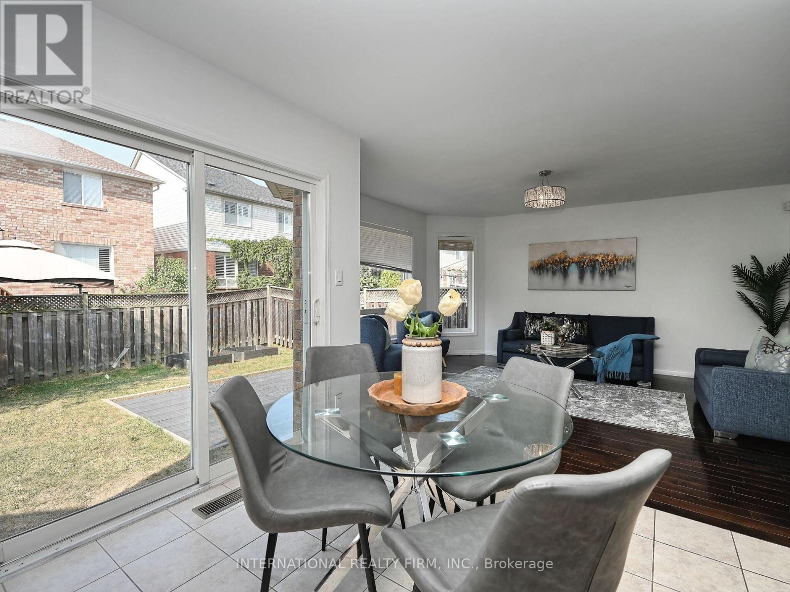 2382 Falkland Crescent, Oakville (Wt West Oak Trails), Ontario  L6M 4Y1 - Photo 14 - W12348094