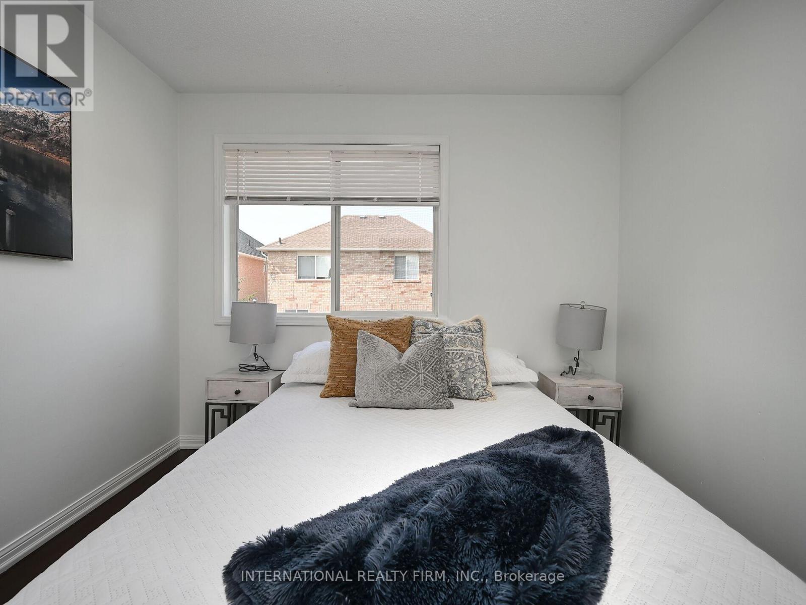 2382 Falkland Crescent, Oakville (Wt West Oak Trails), Ontario  L6M 4Y1 - Photo 33 - W12348094