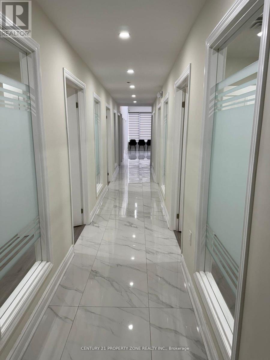 22 - 7050 Bramalea Road, Mississauga, Ontario  L5S 1S9 - Photo 3 - W12348106