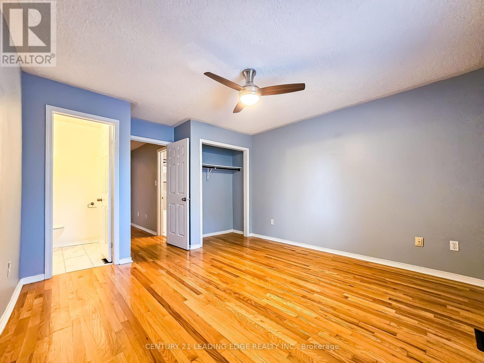 9 Portage Trail, Whitby (Port Whitby), Ontario  L1N 9R4 - Photo 6 - E12347174