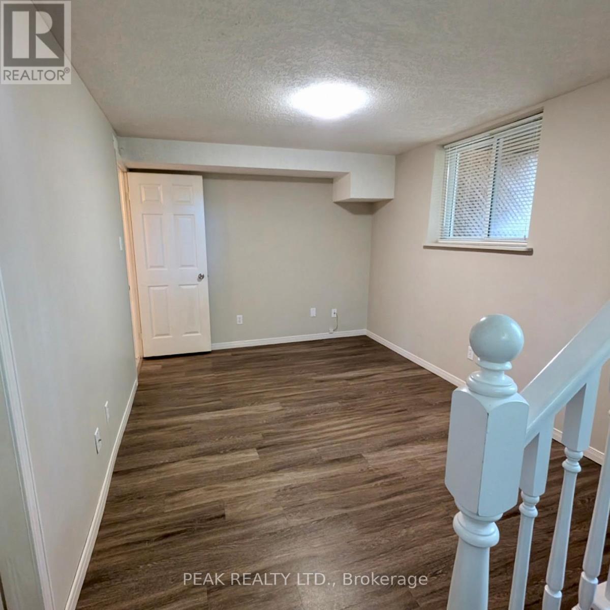 9 Macville Avenue, Kitchener, Ontario  N2K 1T2 - Photo 32 - X12348079