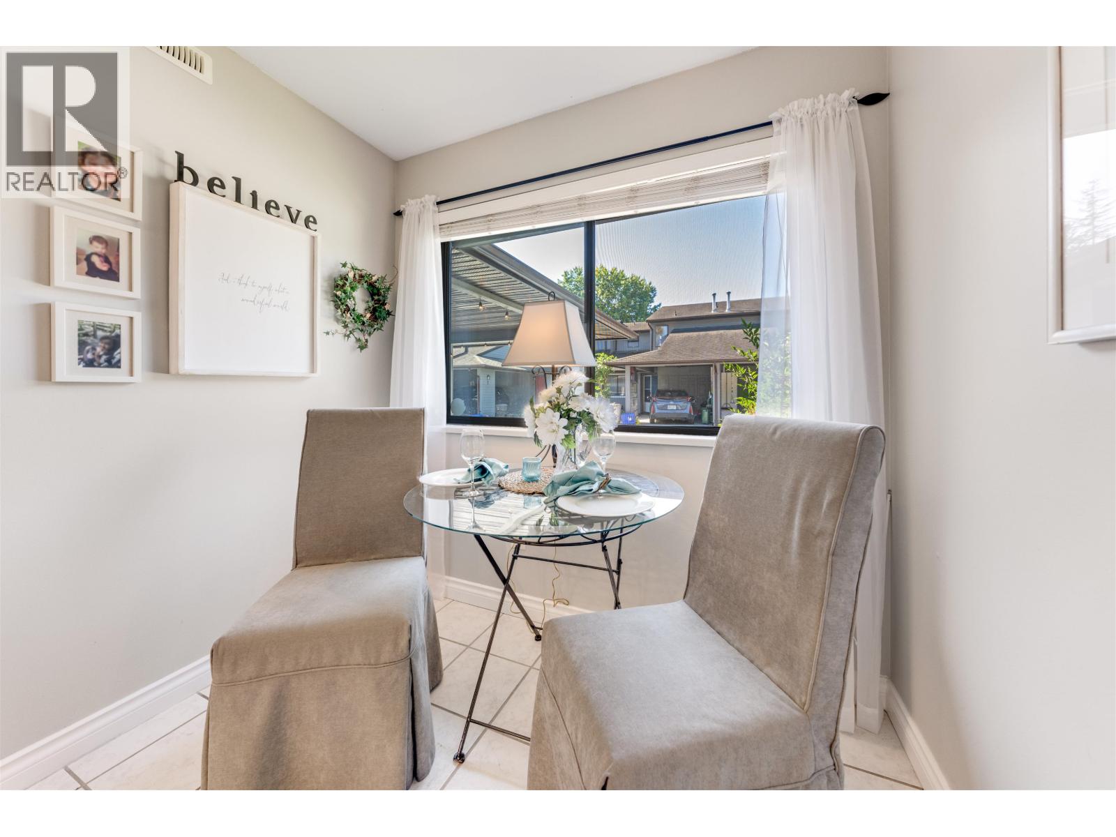 11 20681 Thorne Avenue, Maple Ridge, British Columbia  V2X 8G2 - Photo 10 - R3036951