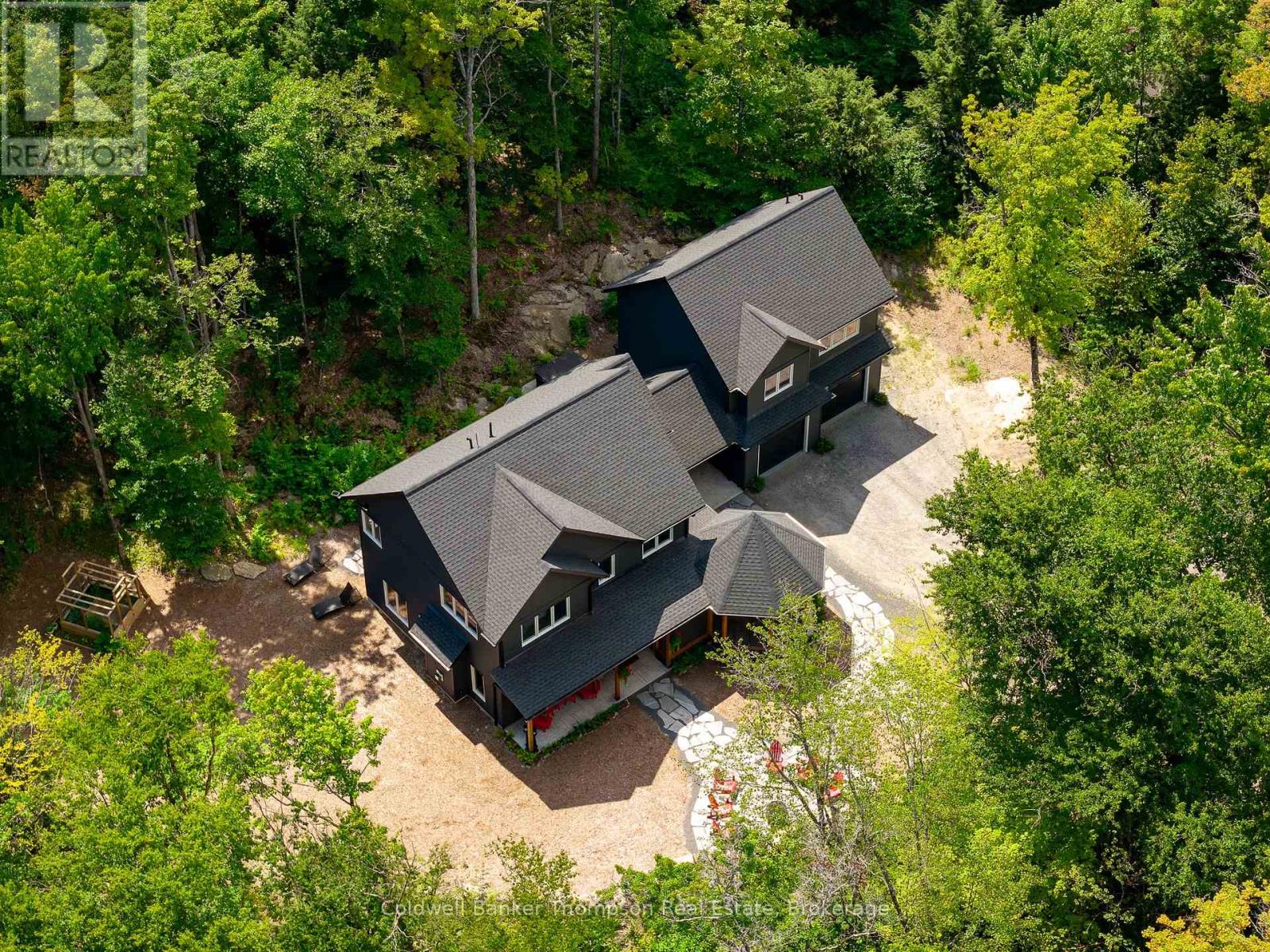 4620 Aspdin Road, Muskoka Lakes, Ontario  P0C 1J0 - Photo 2 - X12348126
