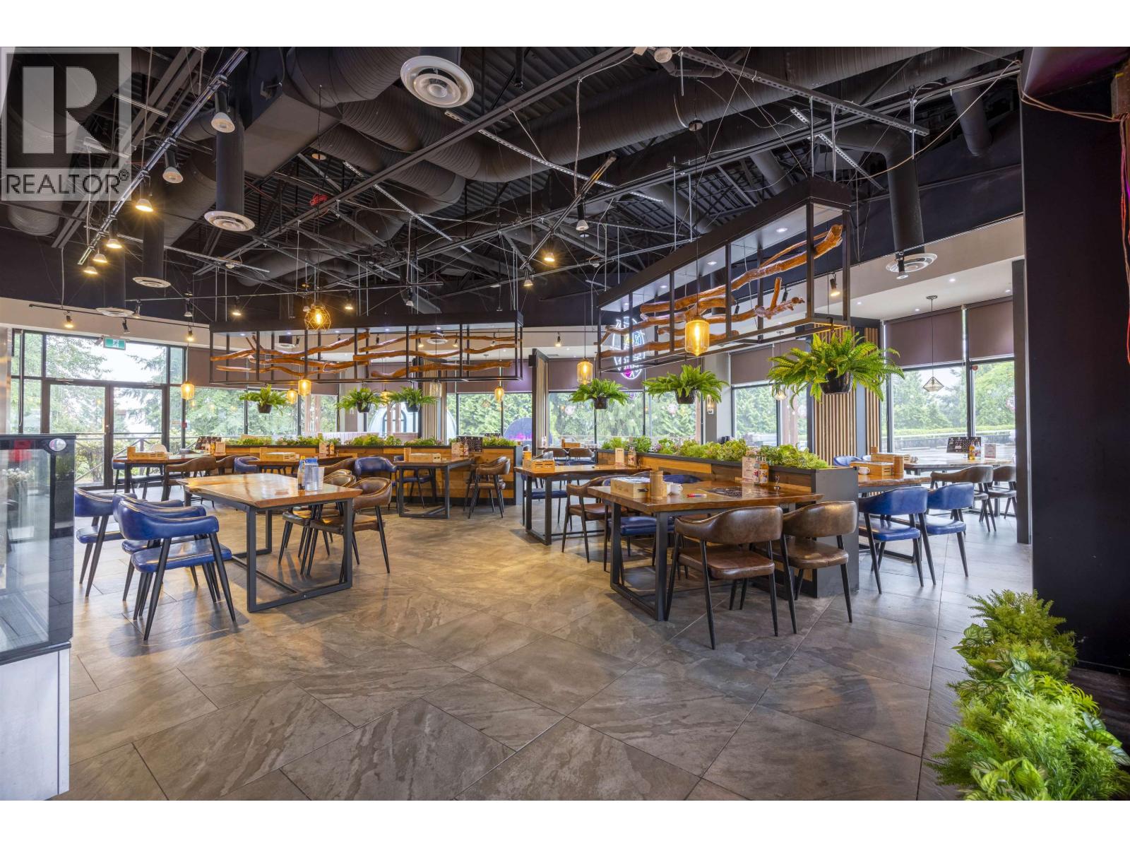 F1 1410 Parkway Boulevard, Coquitlam, British Columbia  V3E 3J7 - Photo 4 - C8071437