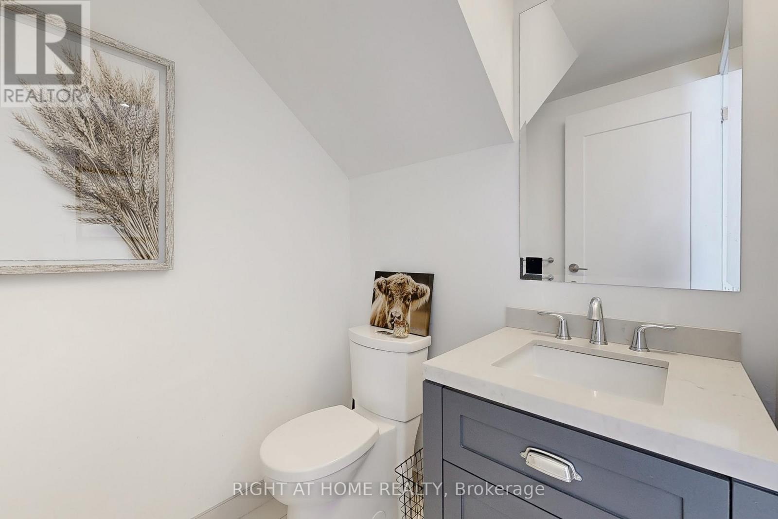 Th-112 - 25 Malcolm Road, Toronto, Ontario  M4G 0C1 - Photo 12 - C12348131