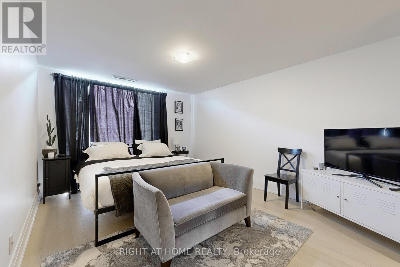 Th-112 - 25 Malcolm Road, Toronto, Ontario  M4G 0C1 - Photo 16 - C12348131