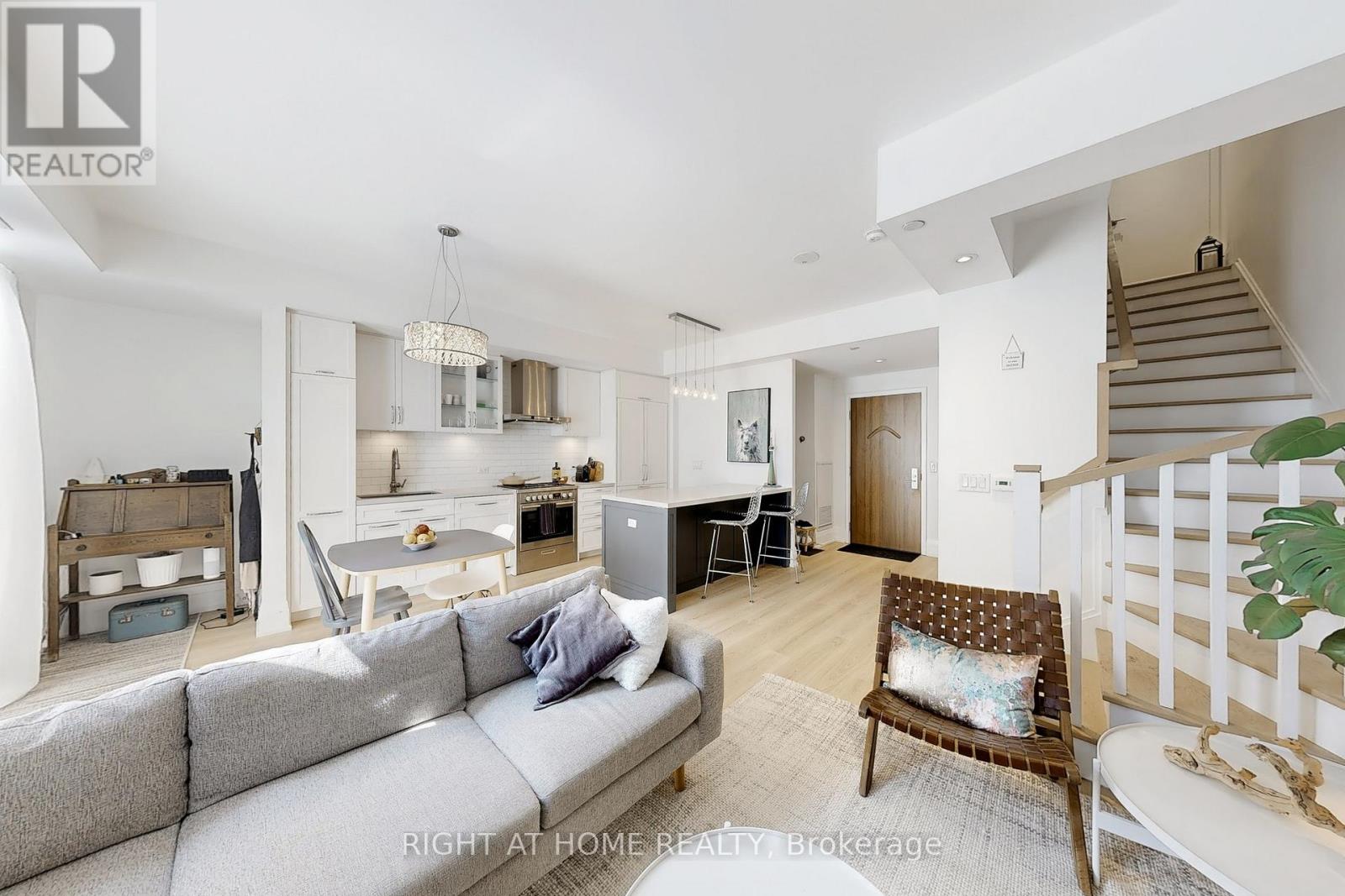 Property at TH-112 - 25 MALCOLM ROAD image 3