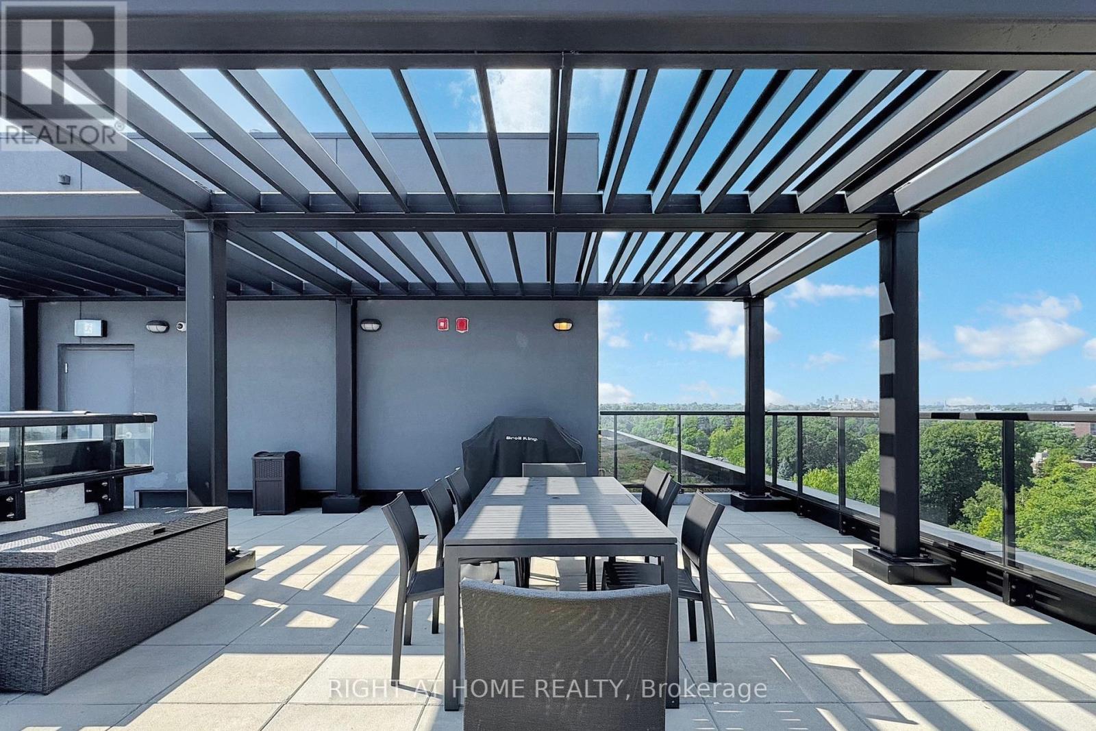 Th-112 - 25 Malcolm Road, Toronto, Ontario  M4G 0C1 - Photo 37 - C12348131