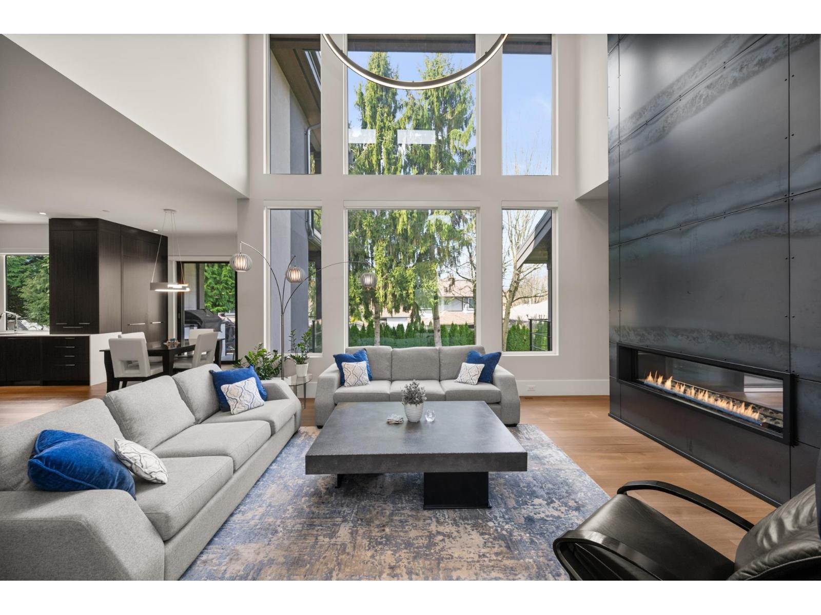 Property at 1877 126 STREET image 4