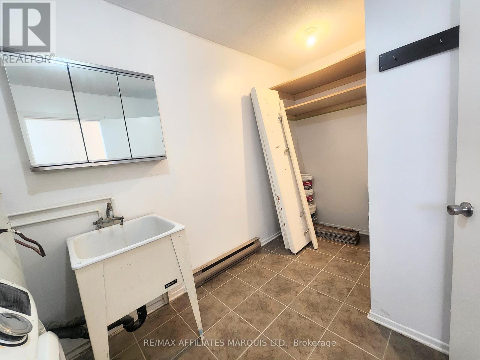 13 - 770 St Jean Street, Casselman, Ontario  K0A 1M0 - Photo 5 - X12348153