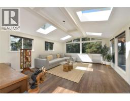 2582 RAINVILLE Rd Mill Hill
