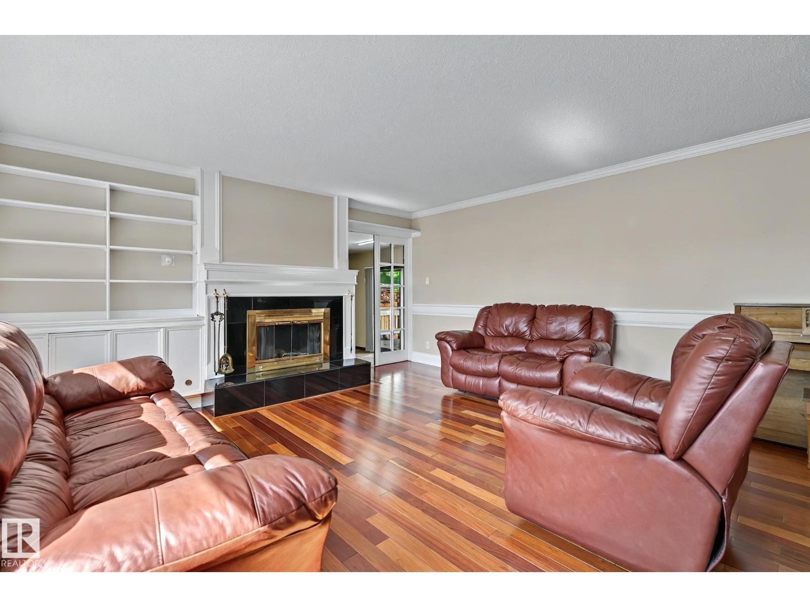 Property at 7608 143A ST NW image 4