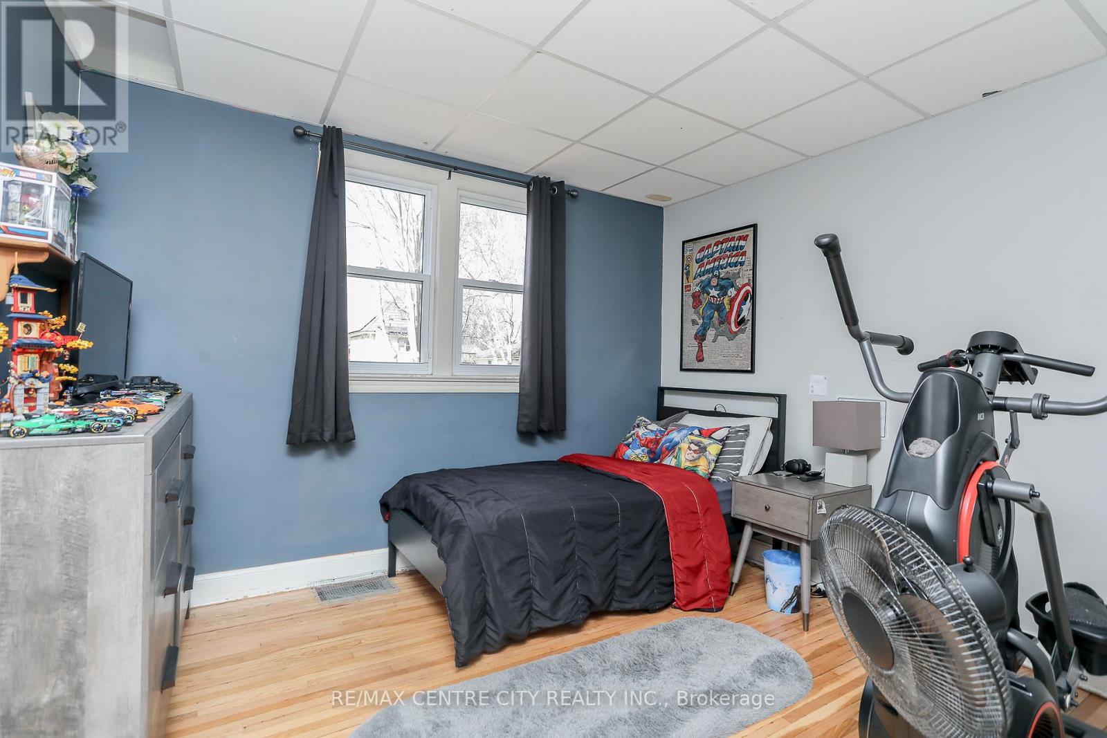 15 Wilson Avenue, St. Thomas, Ontario  N5R 3P9 - Photo 14 - X12348161