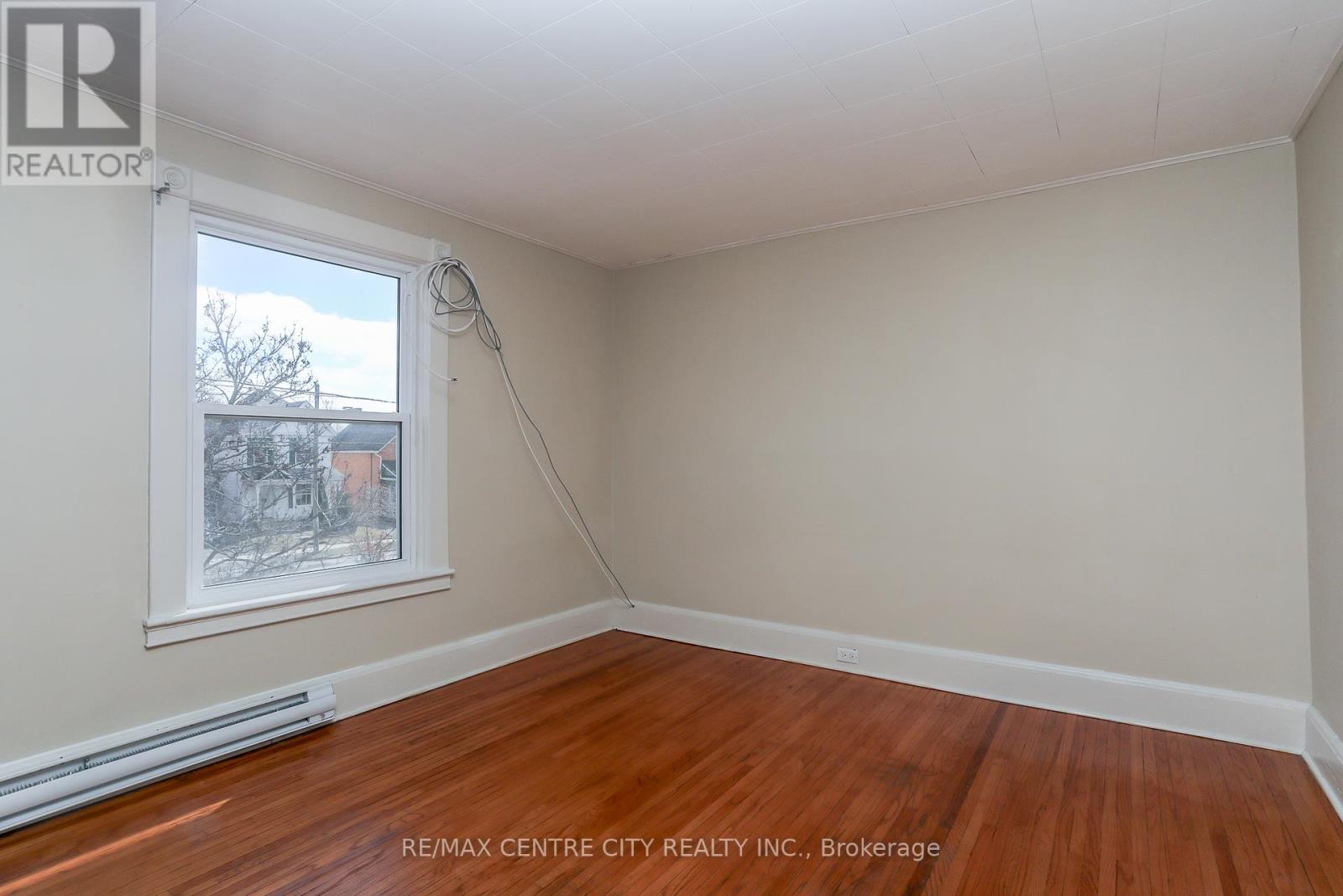 15 Wilson Avenue, St. Thomas, Ontario  N5R 3P9 - Photo 31 - X12348161