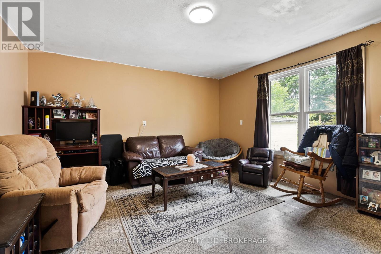 Property at 16 MARGERY ROAD image 3