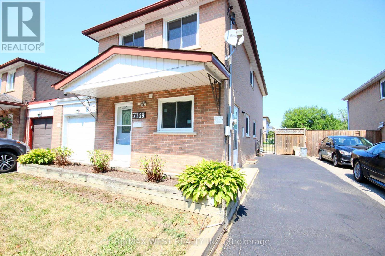 Property at 7139 DARCEL AVENUE image 3
