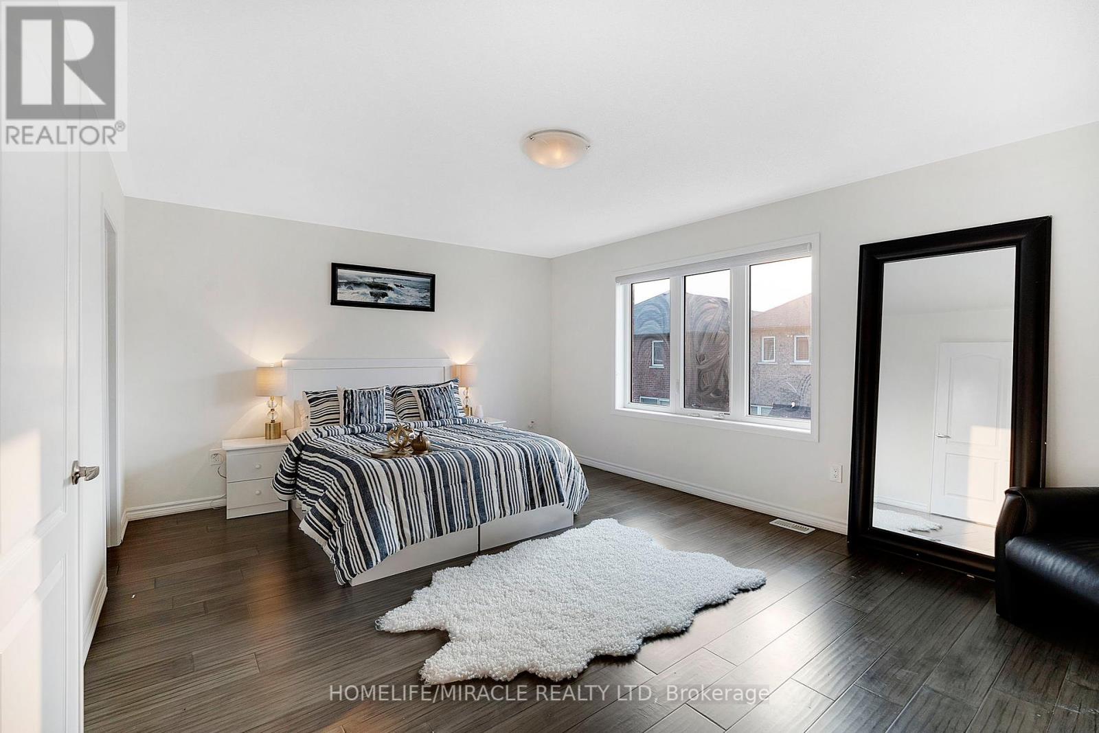 69 Mincing Trail, Brampton, Ontario  L7A 4S9 - Photo 24 - W12334421