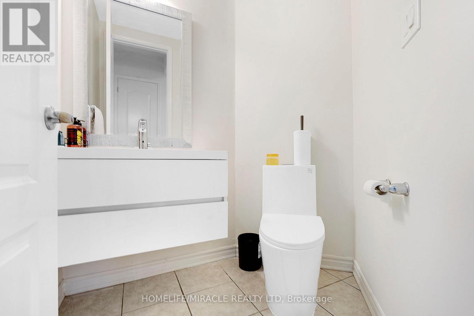 69 Mincing Trail, Brampton, Ontario  L7A 4S9 - Photo 28 - W12334421
