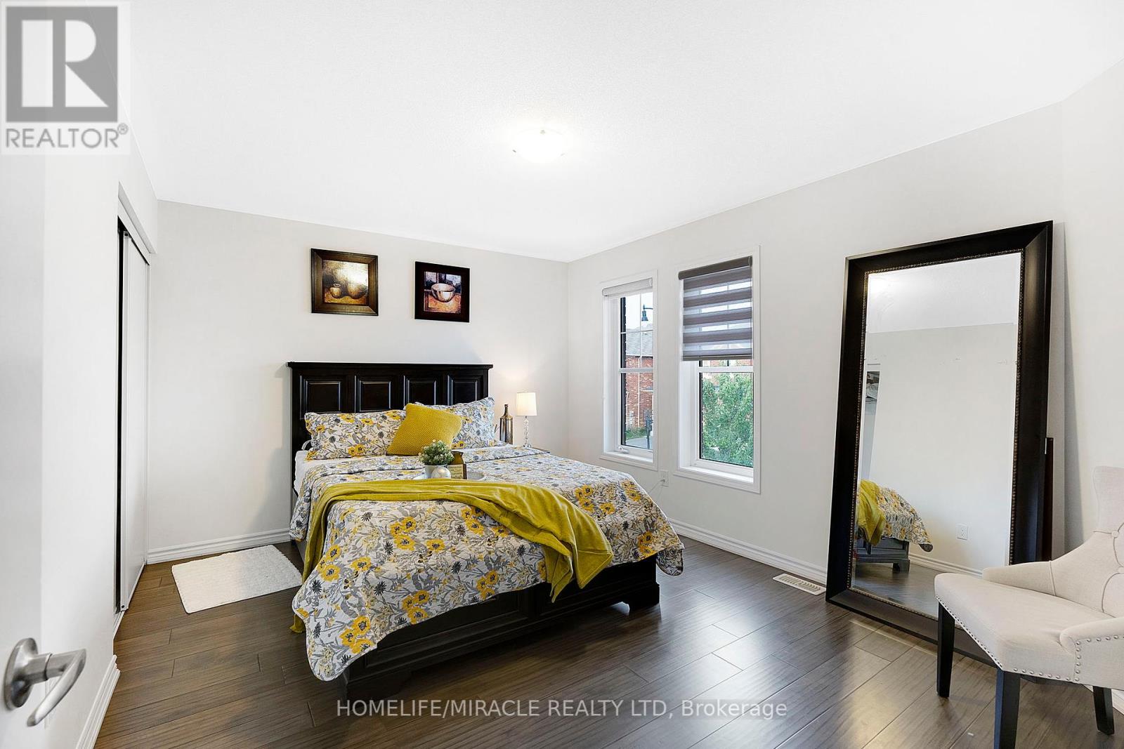 69 Mincing Trail, Brampton, Ontario  L7A 4S9 - Photo 21 - W12334421