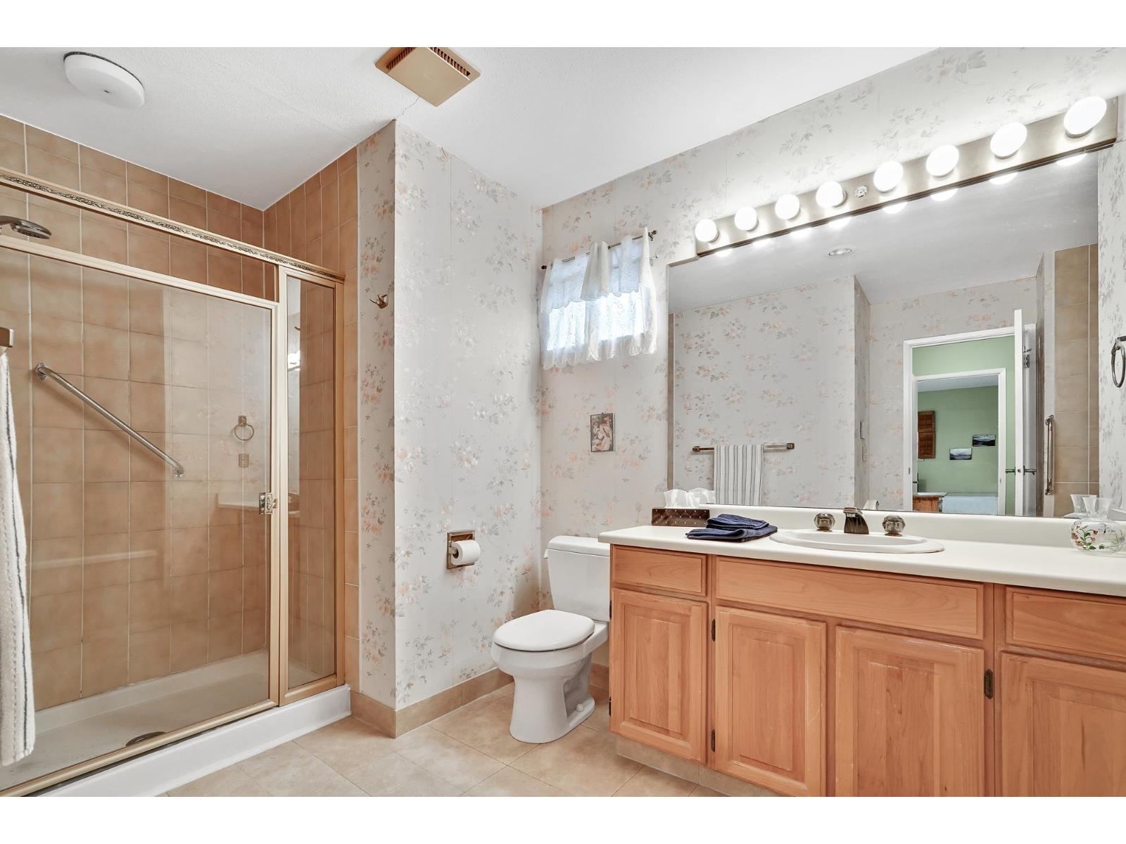 103 12749 16 Avenue, Surrey, British Columbia  V4A 1N2 - Photo 21 - R3037701
