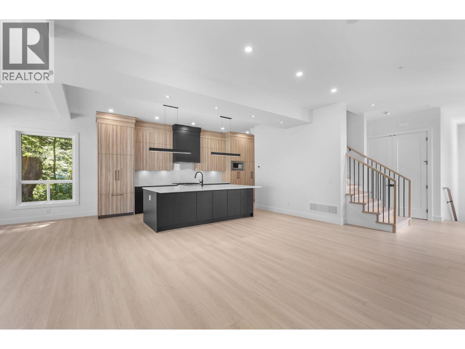 Property at 13158 236 STREET image 3